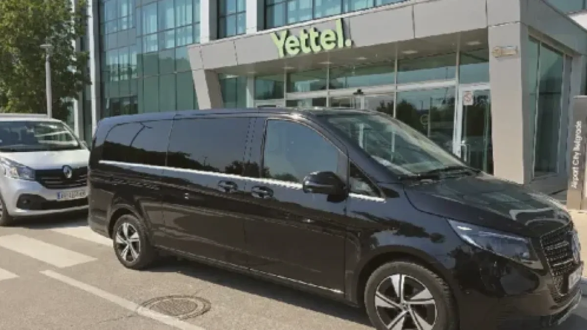 transfer majestic - docek ispred Hotel Majestic (ulazne ulice po zaporama). Zweiter Stopp?